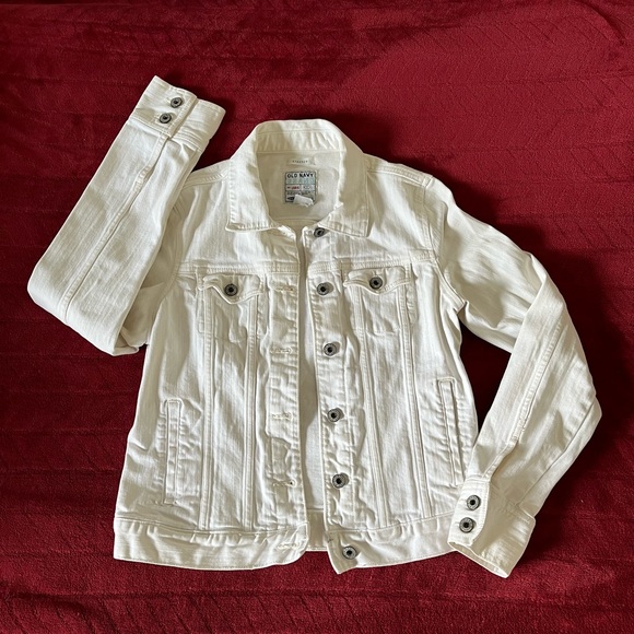 Woman white jacket - Picture 1 of 9